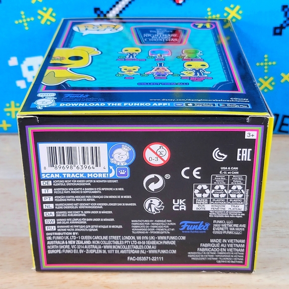 Funko PoP The Nightmare Before Christmas Zero #71 Halloween Vinyl Blacklight - Picture 8 of 12